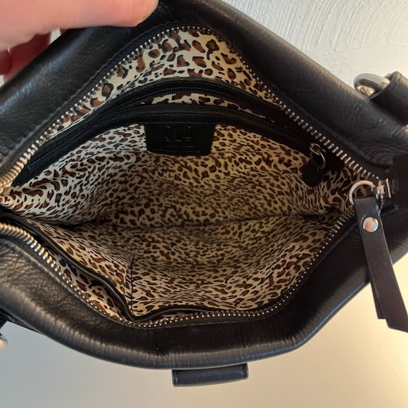 ili New York Black Genuine Leather Crossbody Bag Streetwear - Picture 8 of 16